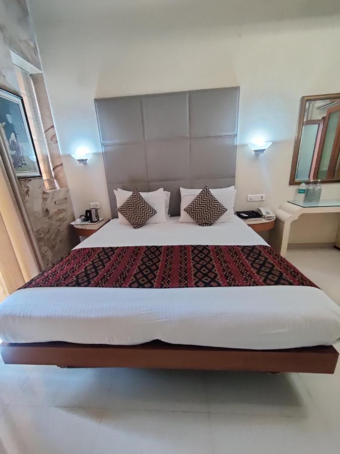 Capital Hotel Bombay Eksteriør billede